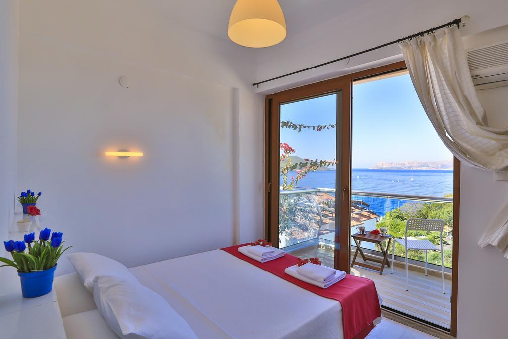 Antiphellos Pension Kuecuekcakil カシュ 部屋 写真